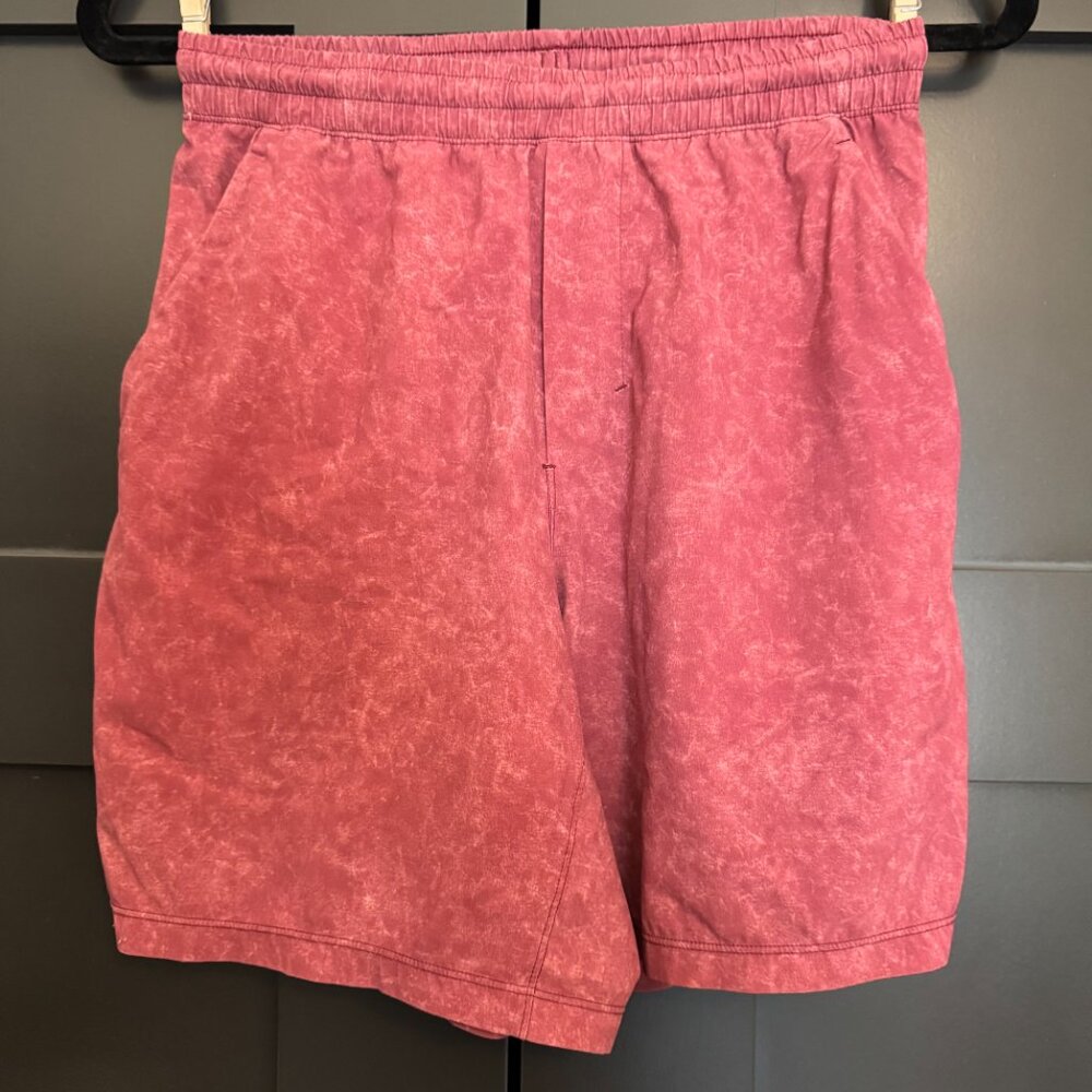 lululemon 7" Pace Breaker Shorts